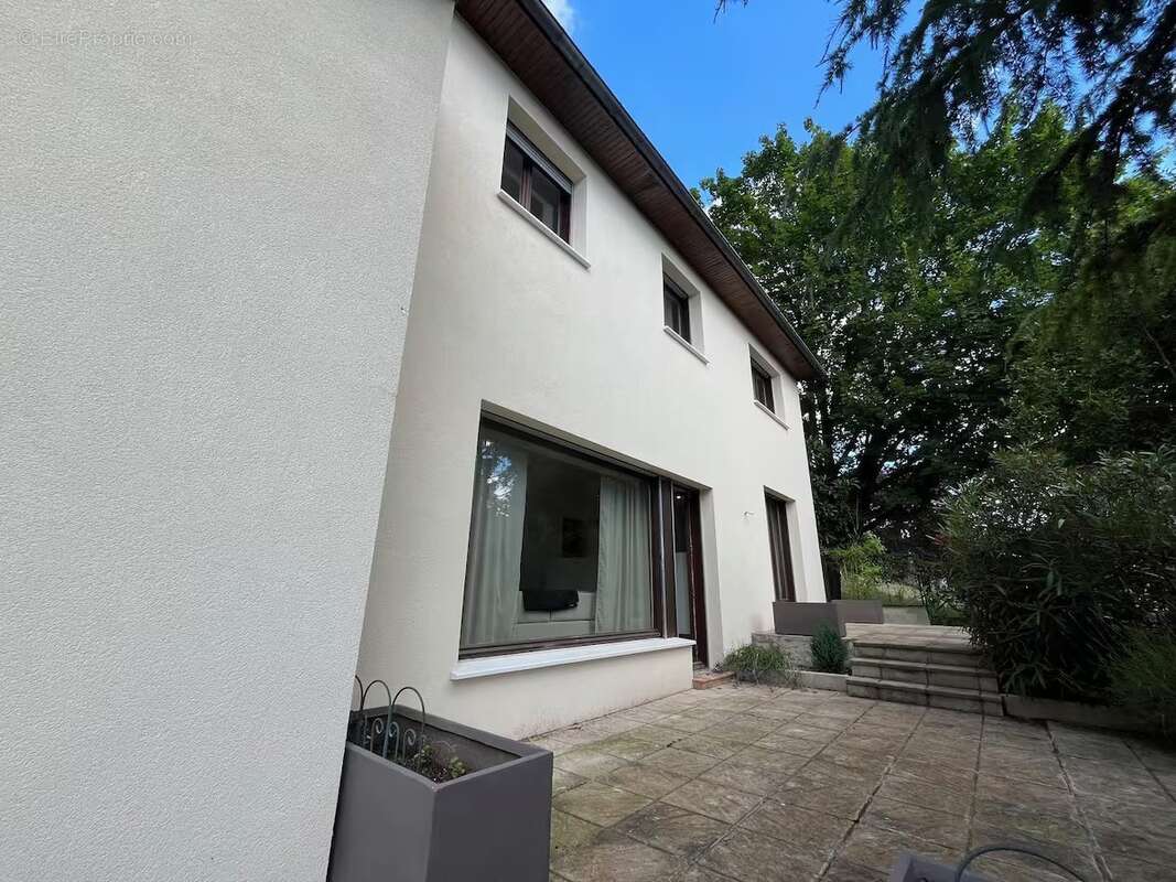 Maison à VITRY-SUR-SEINE