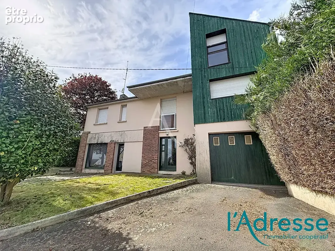Maison Montenay 7 pièce(s) 173 m² - photo 9