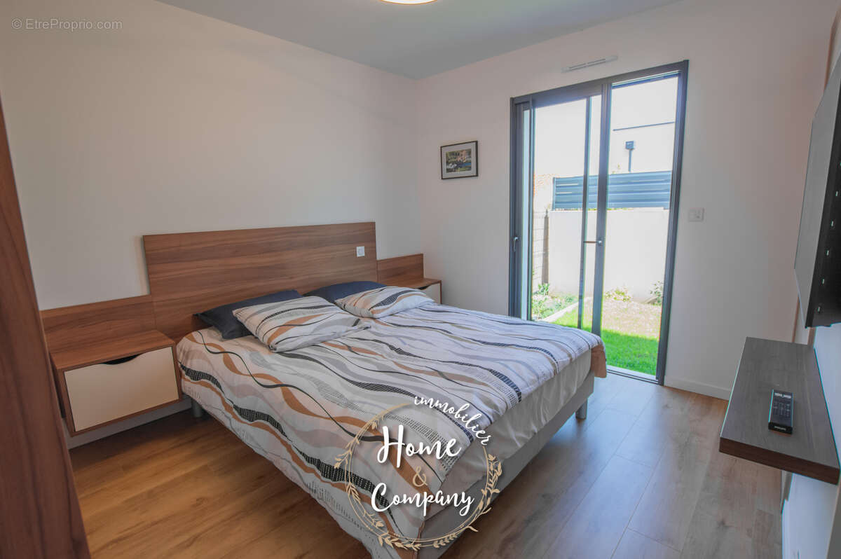 Maison à VAUX-SUR-MER