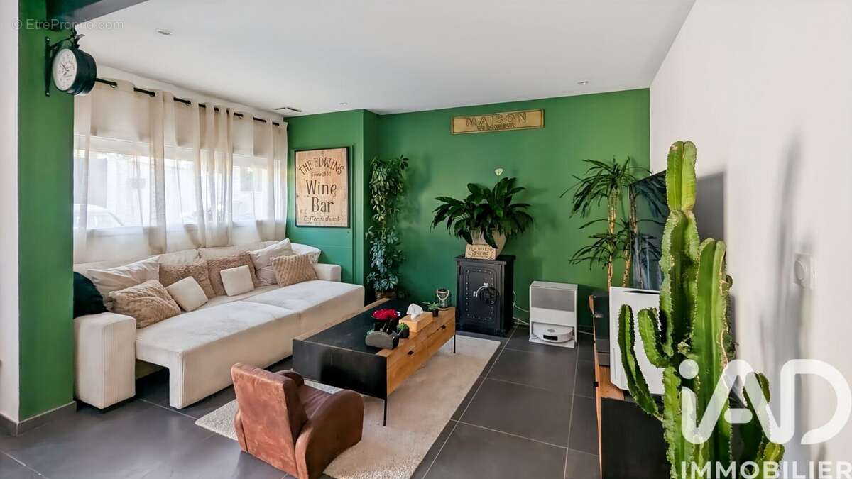 Maison 156 m² à Bagnols-Sur-Ceze  - photo 8