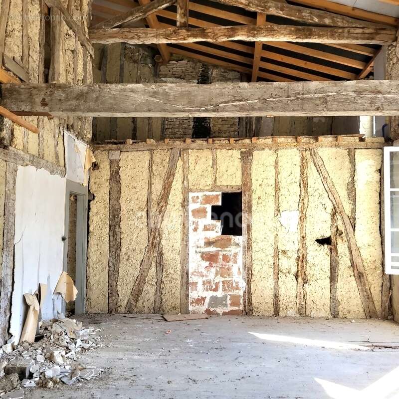 Appartement à SAINT-CLAR