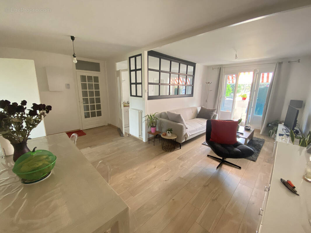 Appartement à RIORGES