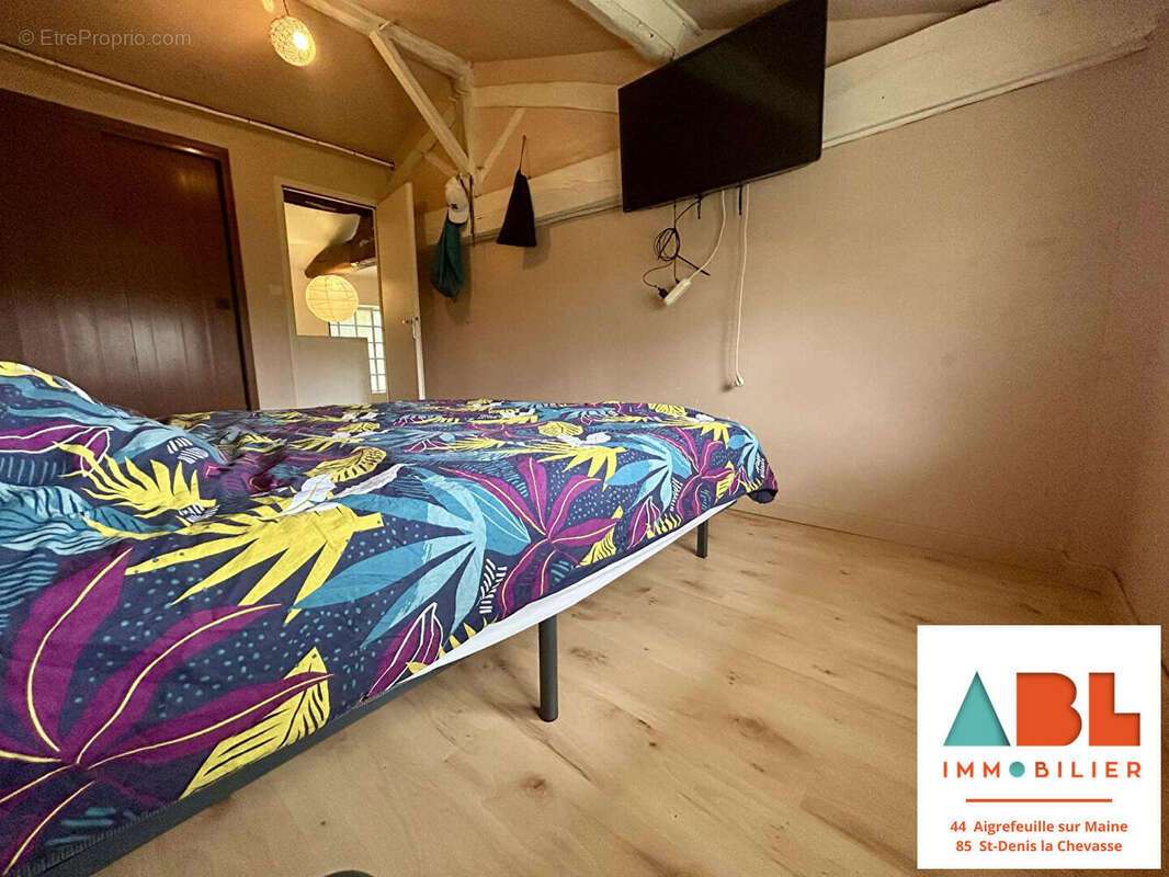 Maison à SAINT-DENIS-LA-CHEVASSE