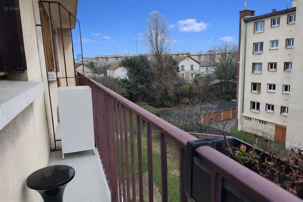 Appartement à MAISONS-ALFORT