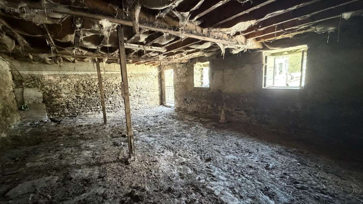 Maison à CAMPAN