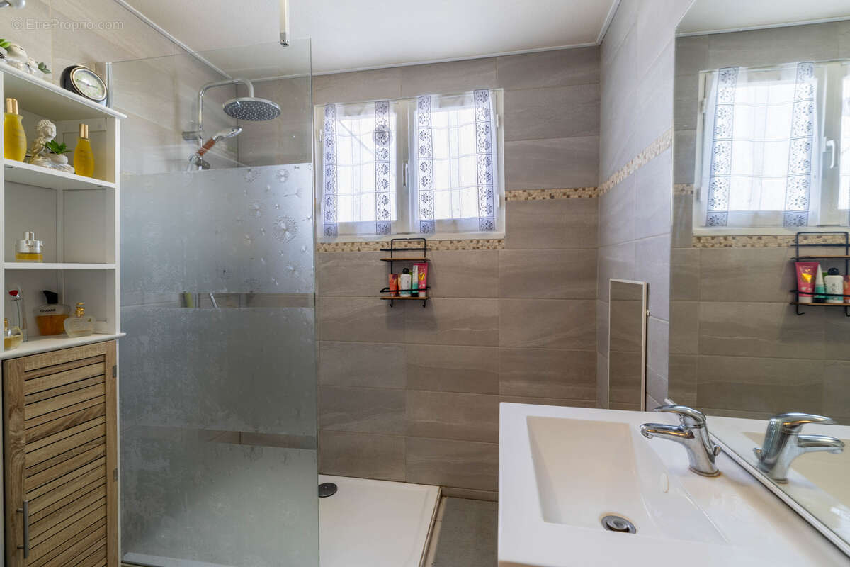 Maison à CORNY-SUR-MOSELLE