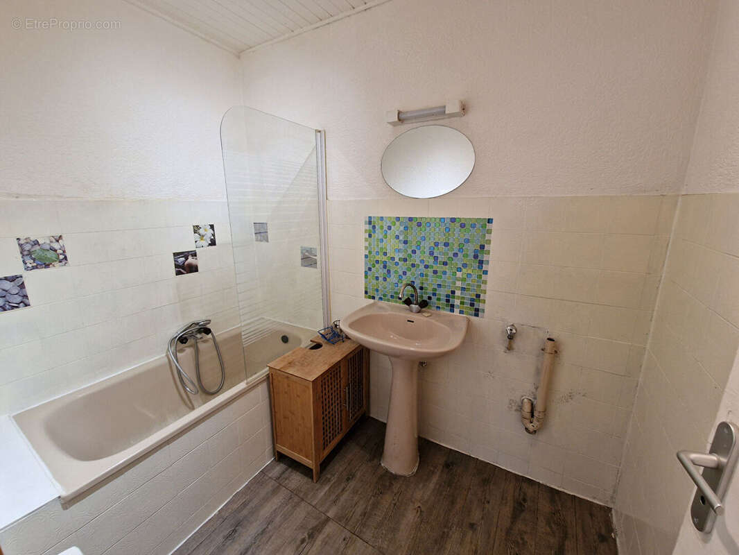 Appartement Montreal La Cluse 1 pièce(s) 24.09 m2 - photo 4