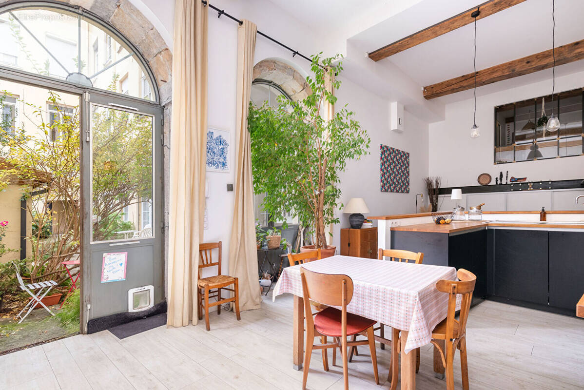 Appartement à LYON-4E