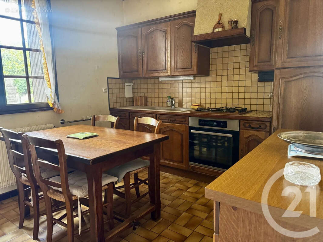 Maison à LE CREUSOT