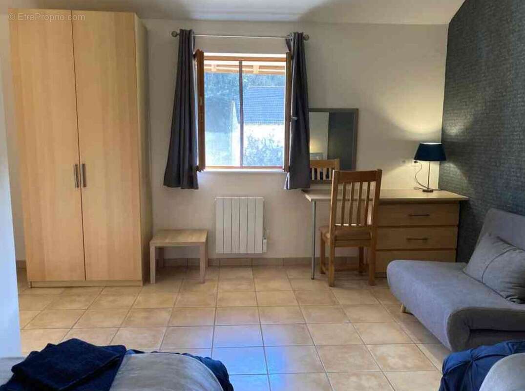 Maison en pierre rénovée avec gîte - Salles Courbatiés - photo 9