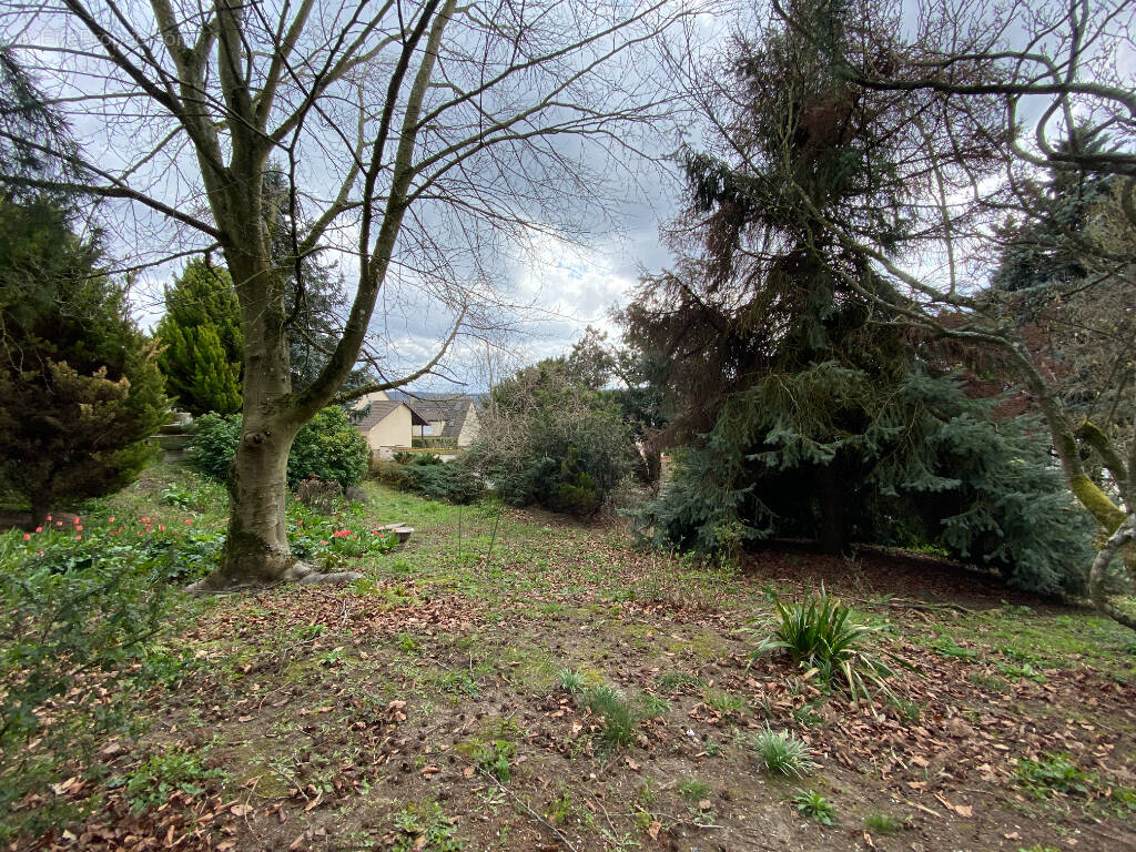 Terrain à MARCOUSSIS