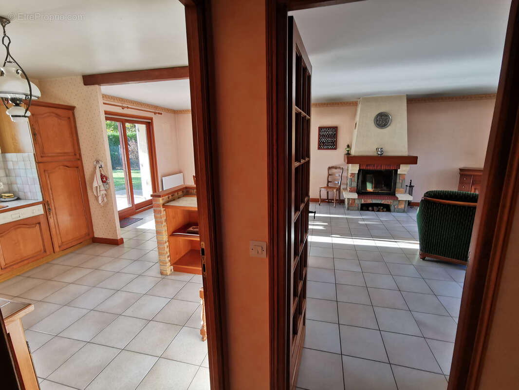 Maison à CHEROY