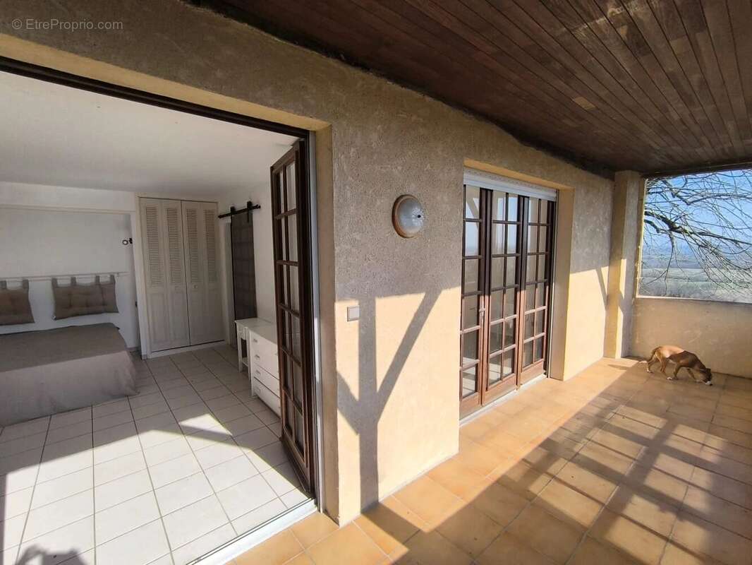 Maison à CASTELNAU-RIVIERE-BASSE