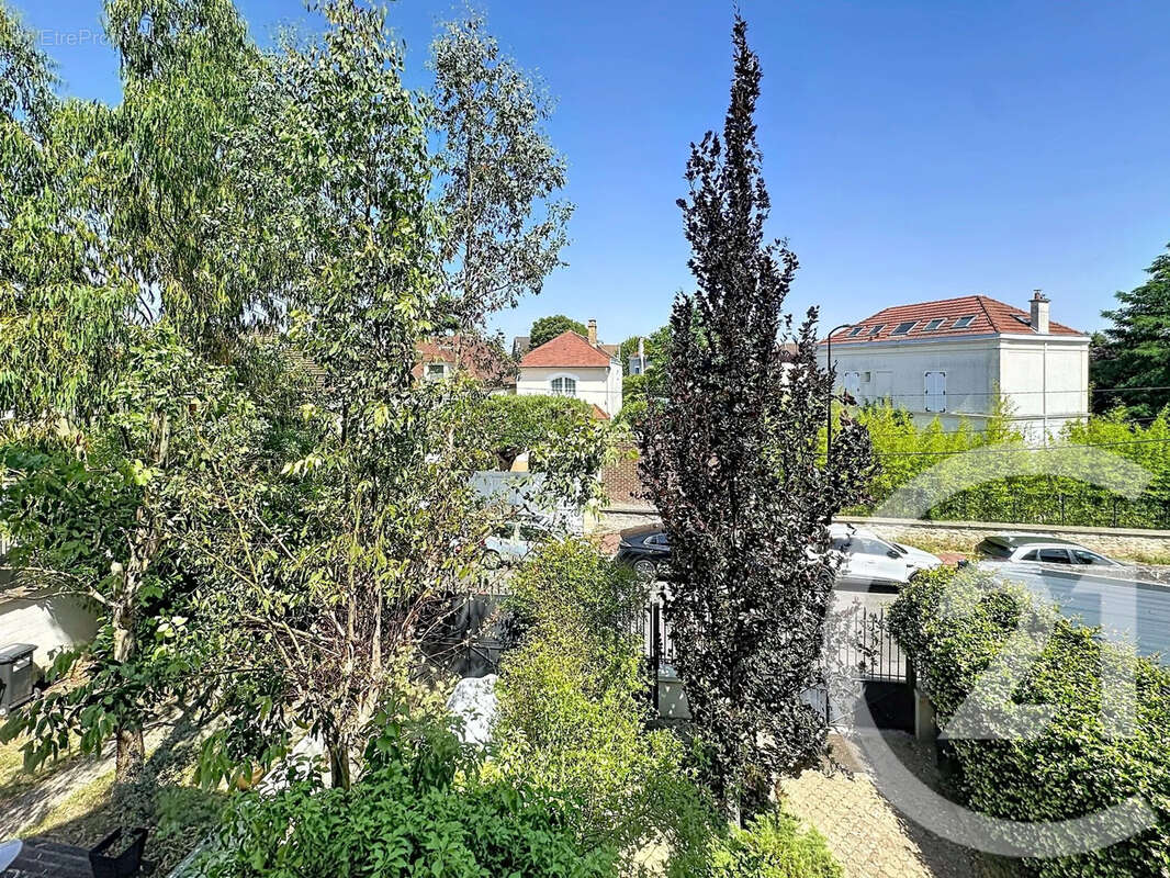 Maison à SAINT-MAUR-DES-FOSSES