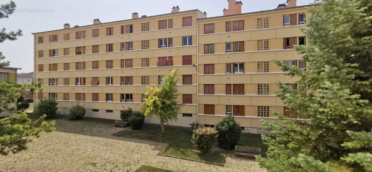 Appartement à SAINT-ANDRE-LES-VERGERS