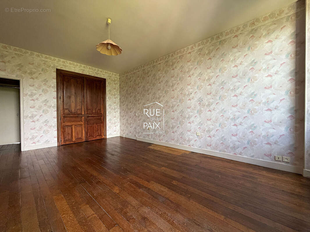 Propriété de caractère - Saint-Maixent-l'École  - 8 chambres - 309m² - photo 9