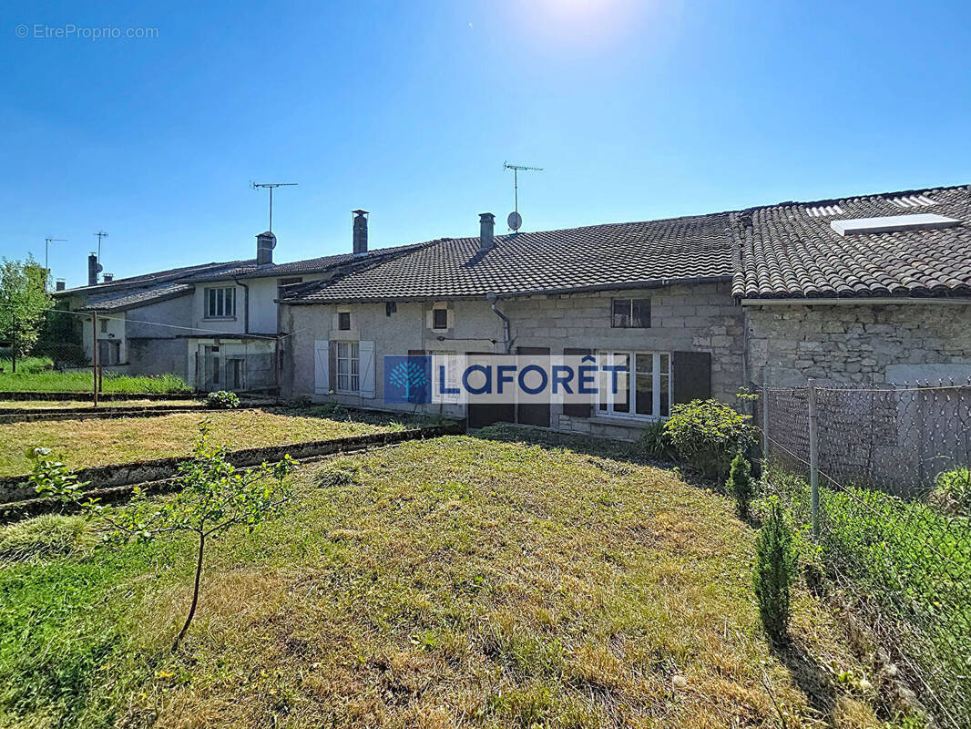 Maison à POISSONS
