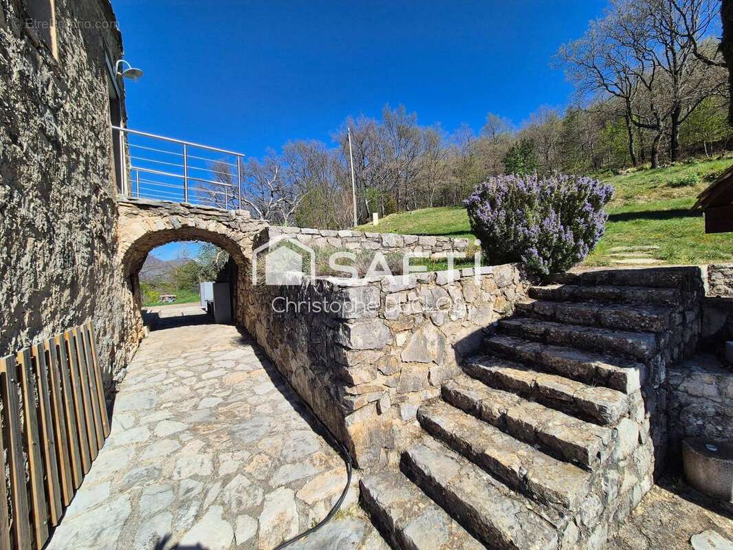 Photo 2 - Maison à SISTERON