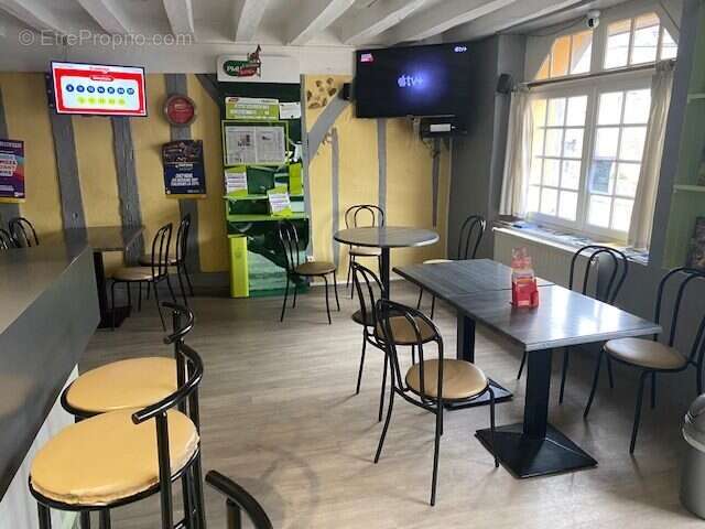 Autre à SAINT-COSME-EN-VAIRAIS