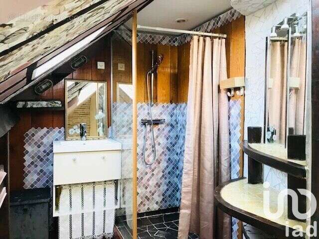 Photo 8 - Appartement à MONTLUCON