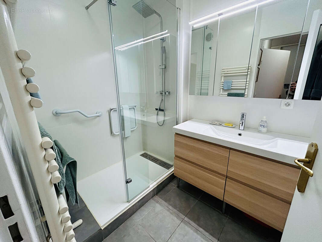 Appartement à NOGENT-SUR-MARNE