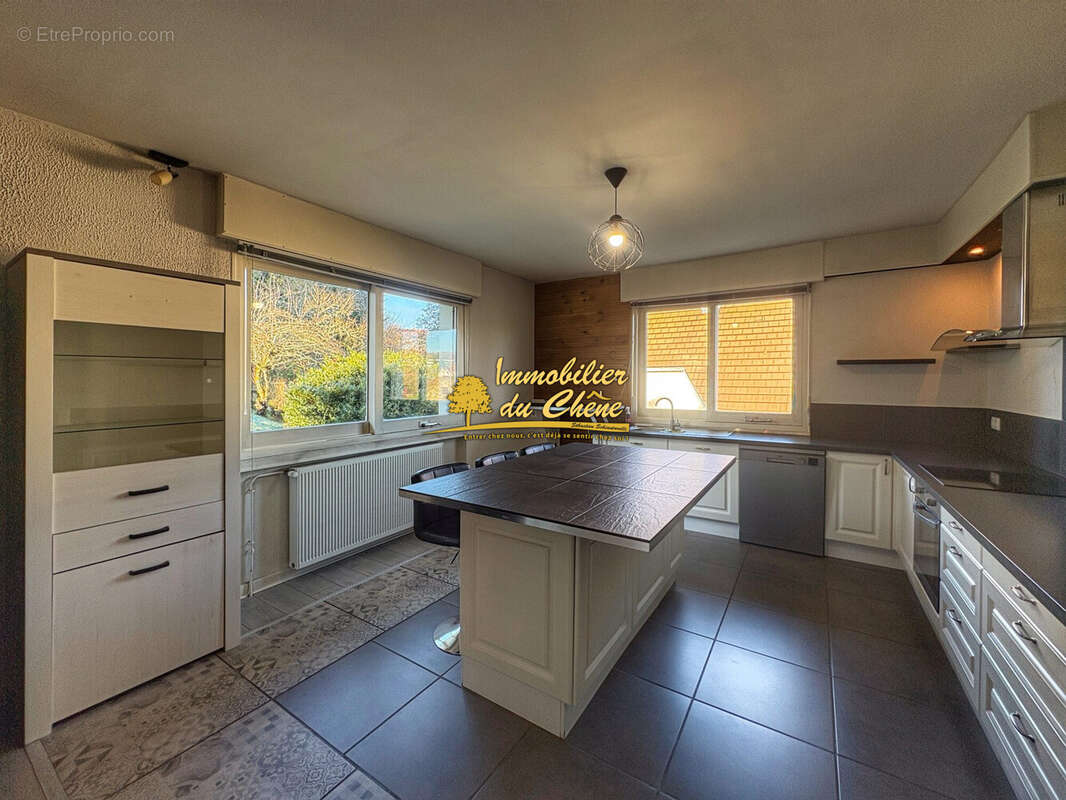 Maison à LUXEUIL-LES-BAINS