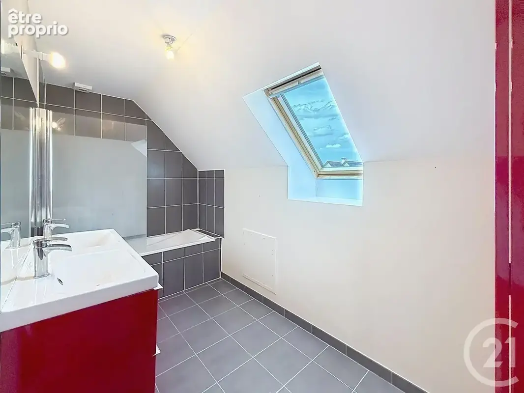 Maison 84 pièces 189 m² à vendre à Sours (28630) - photo 15