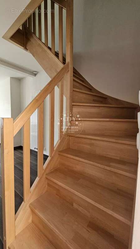 Proche de toutes commodites - maison 2 chambres en parfait etat - photo 8