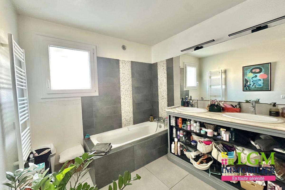 Maison à BAILLARGUES