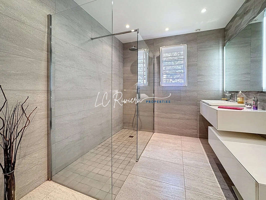 Maison à SAINT-RAPHAEL