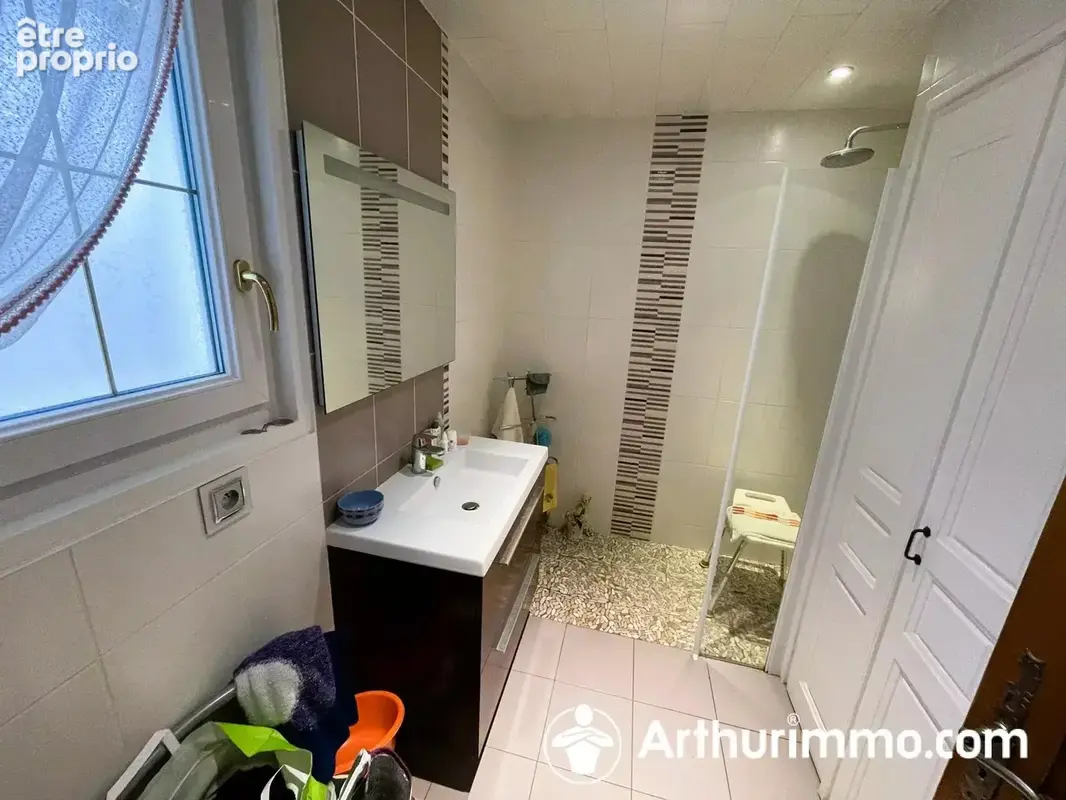 Quartier recherché, 3 chambres, sous sol, proche SUISSE. - photo 5