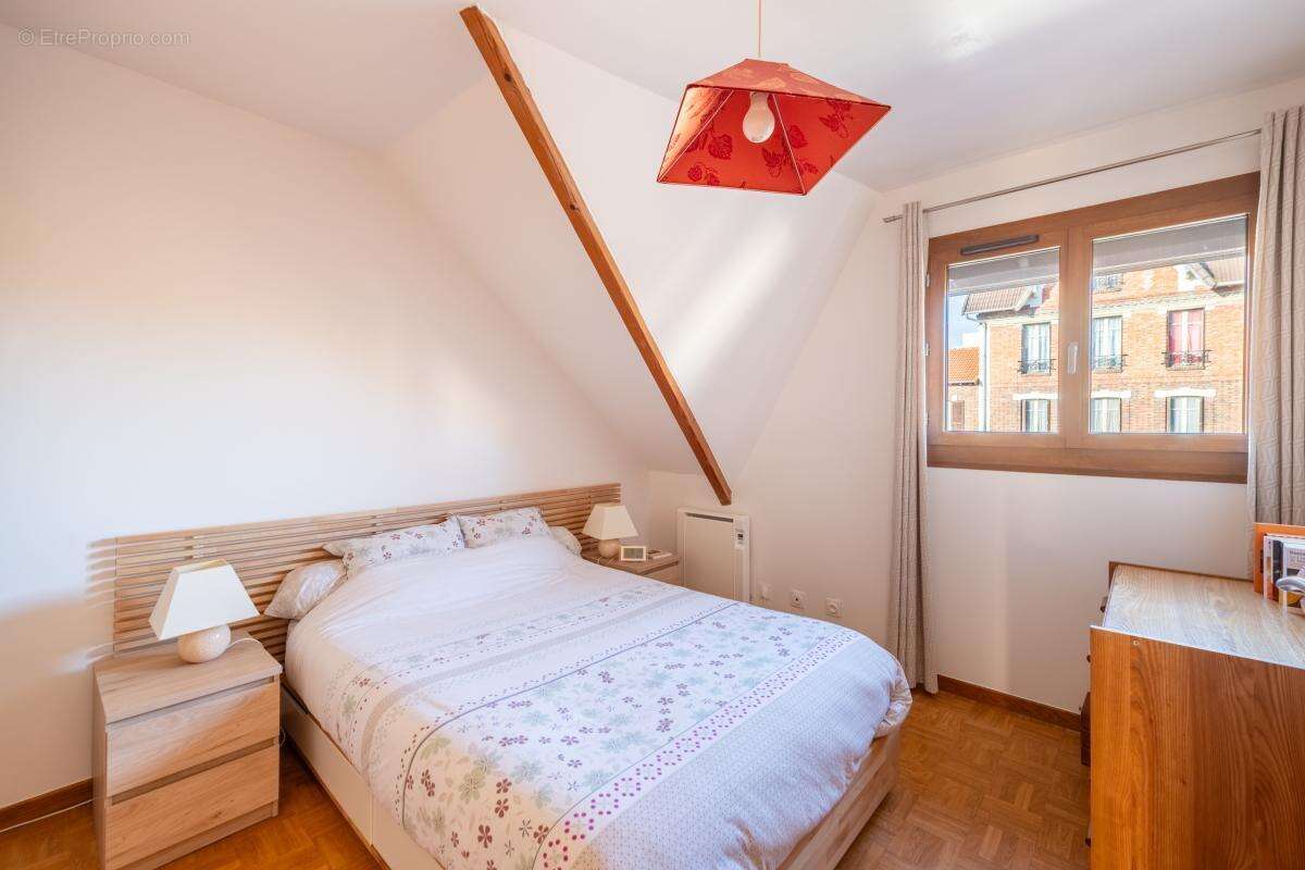 Maison à GENNEVILLIERS