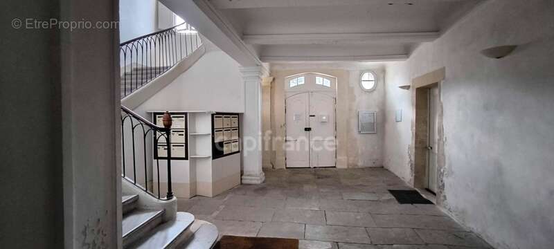 Appartement à BOLLENE