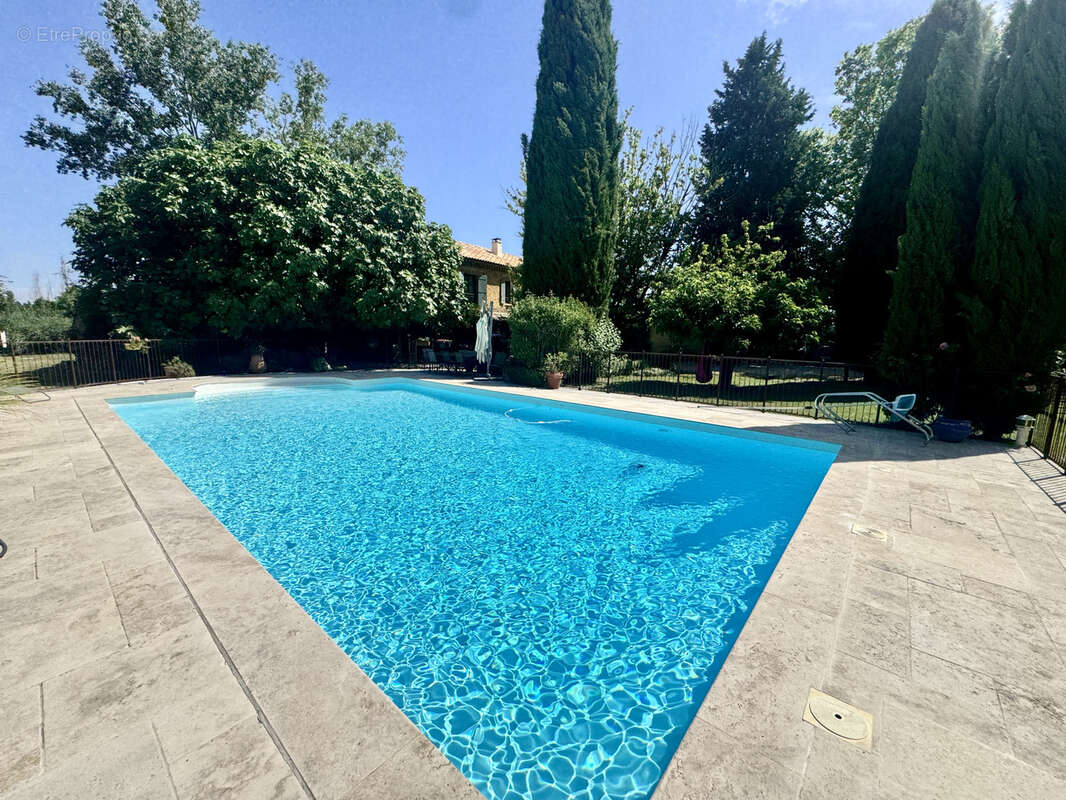 Maison à PIOLENC
