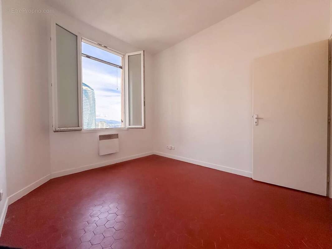 Appartement à BEAUSOLEIL