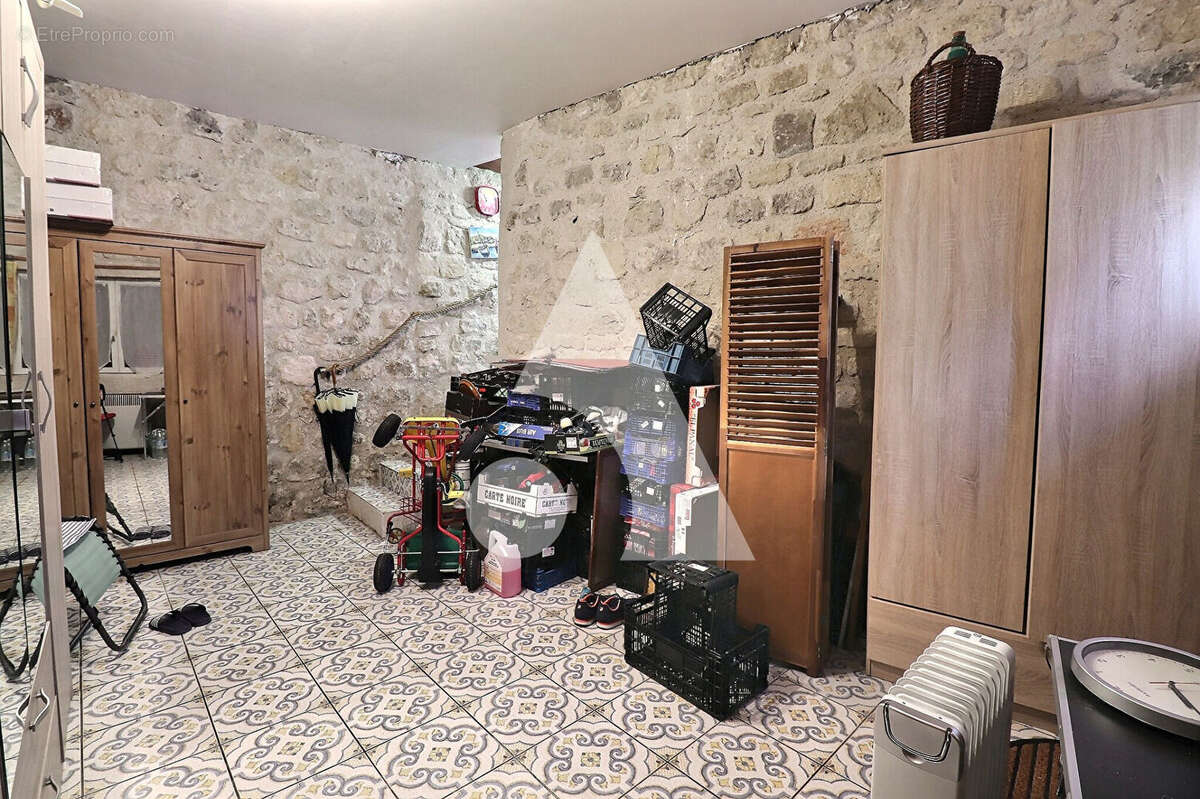 Maison à AUVERS-SUR-OISE