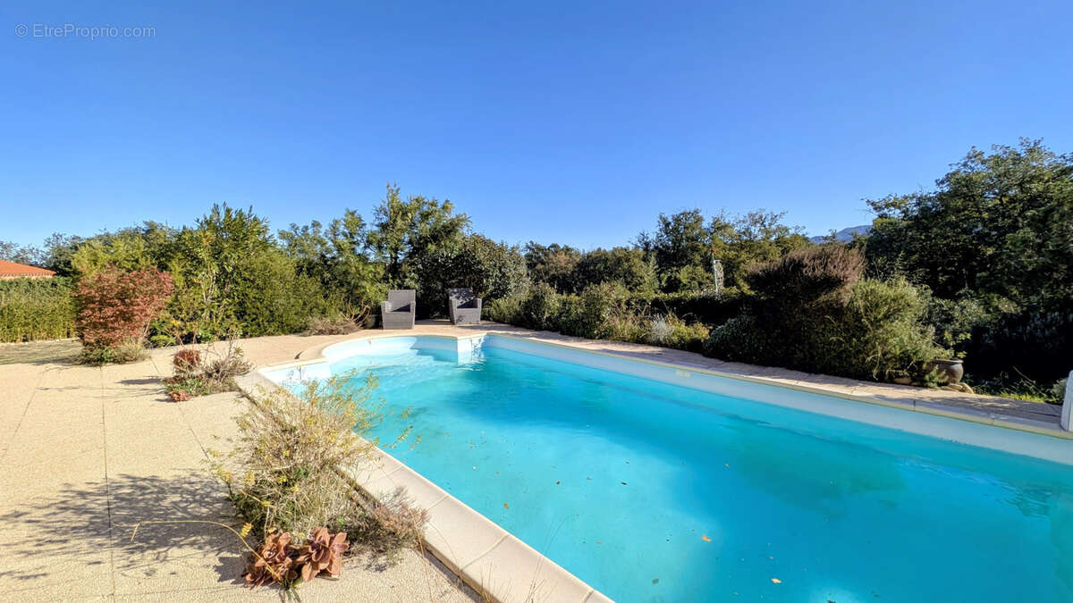 Maison à MONTESQUIEU-DES-ALBERES