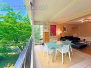 Appartement à LAMORLAYE