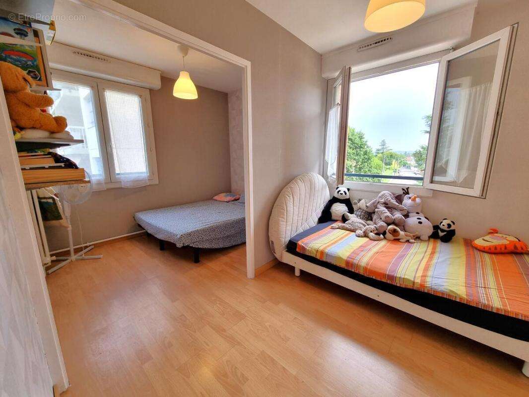 Appartement F5 - photo 3