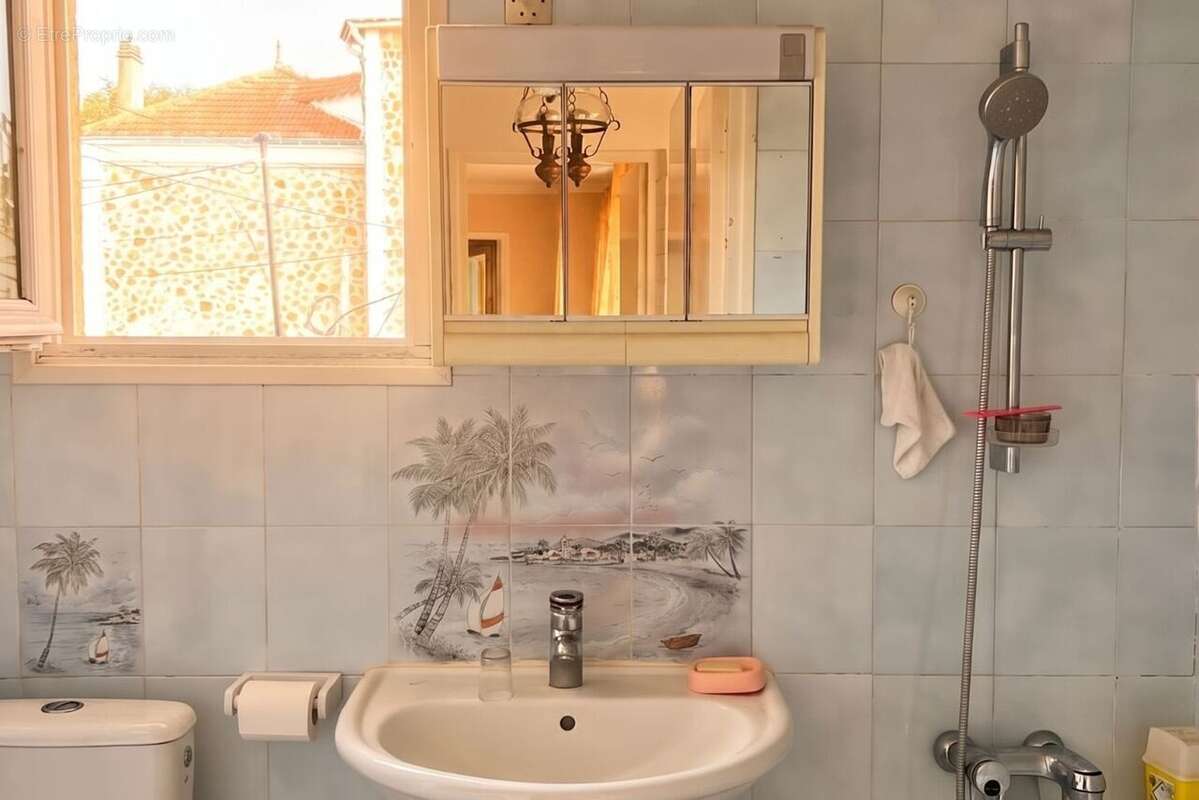 Appartement à SAINT-MAUR-DES-FOSSES