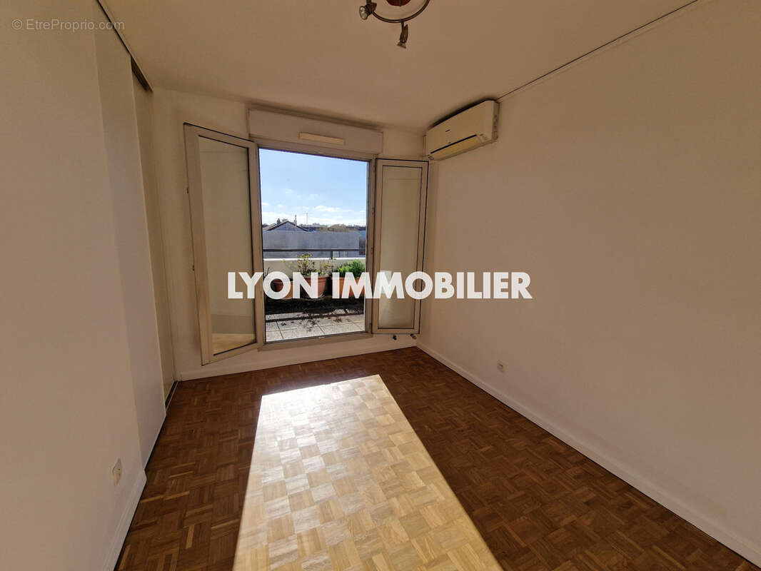 Appartement à LYON-8E