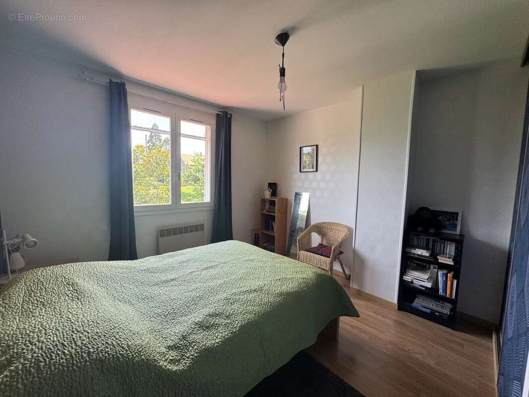 Maison familiale de 130 m² avec piscine à Pélussin - photo 17