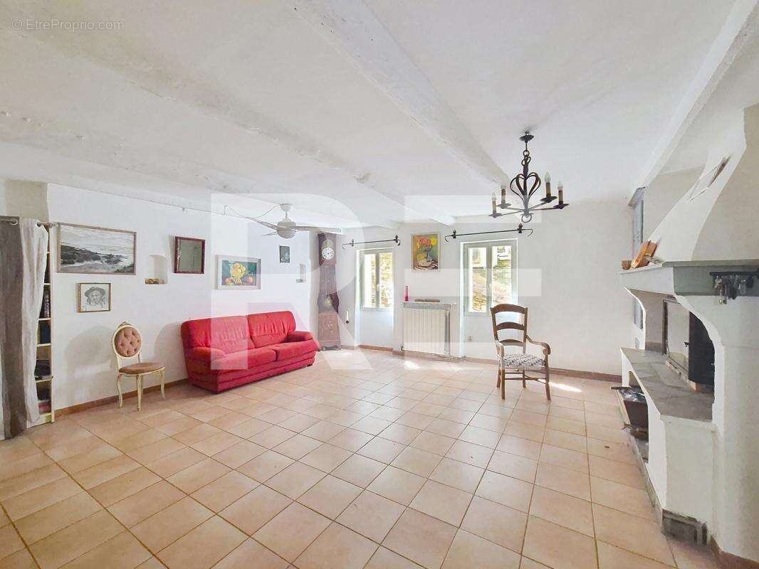 Maison à AUBUSSARGUES