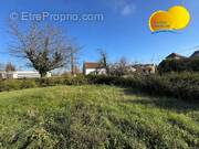 Terrain à GENLIS