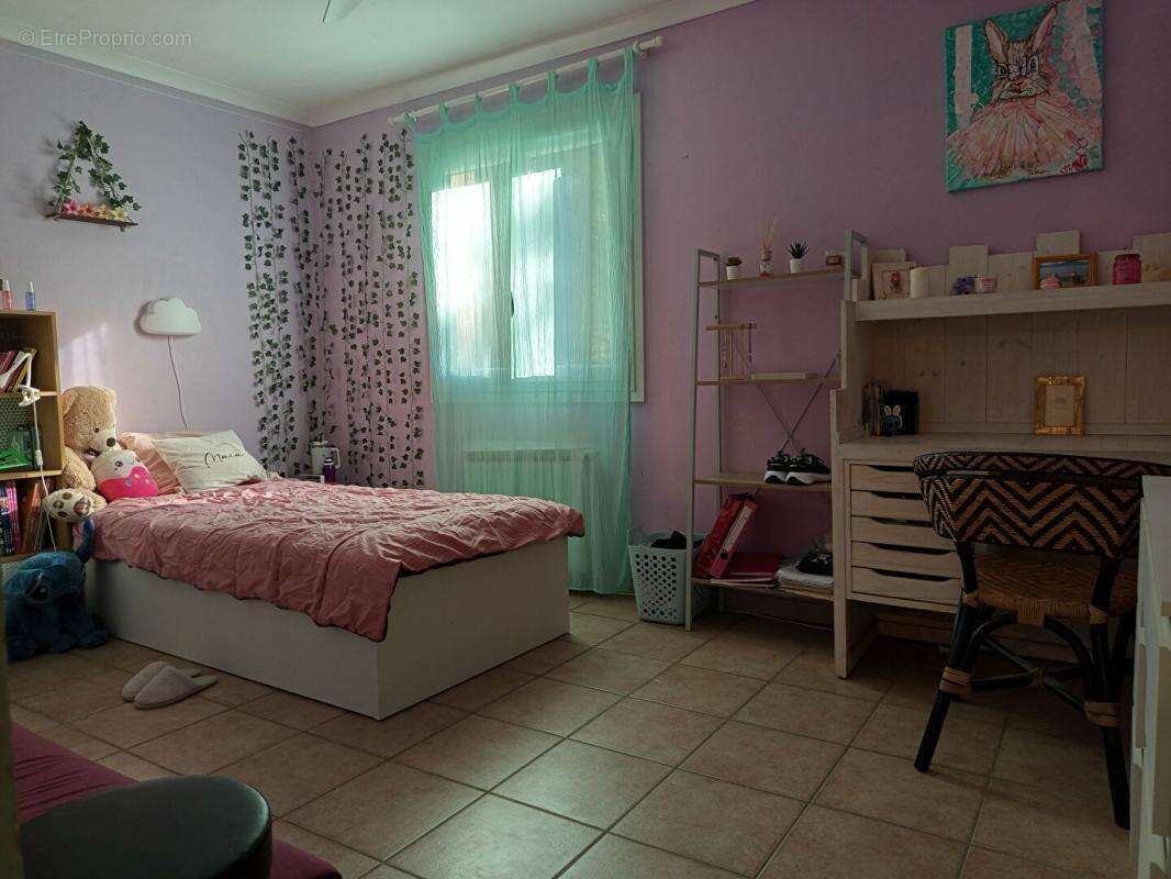 Maison à MONTSEGUR-SUR-LAUZON