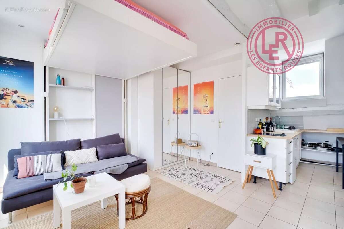 Appartement à PARIS-10E