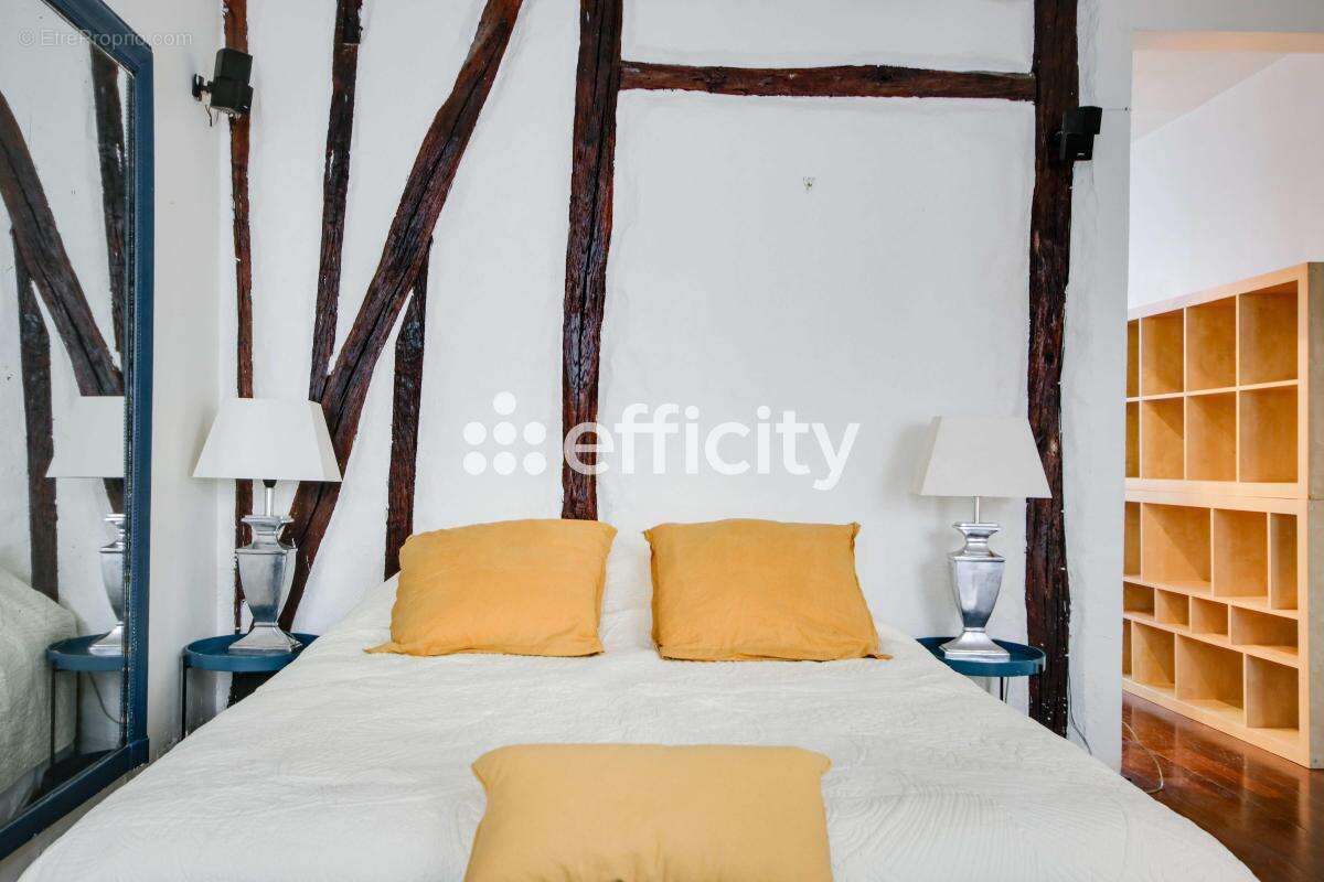 Appartement à PARIS-9E