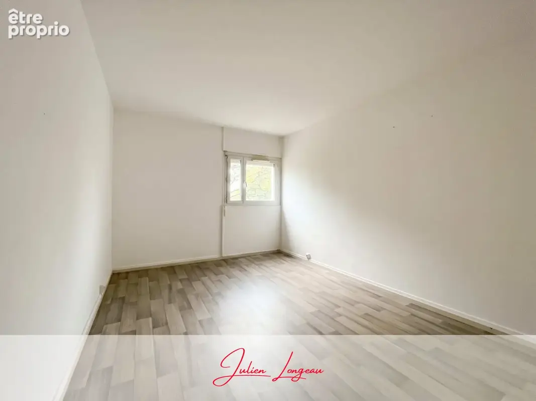 Appartement 4 pièces 84 m² à vendre à Chatellerault (86100) - photo 6