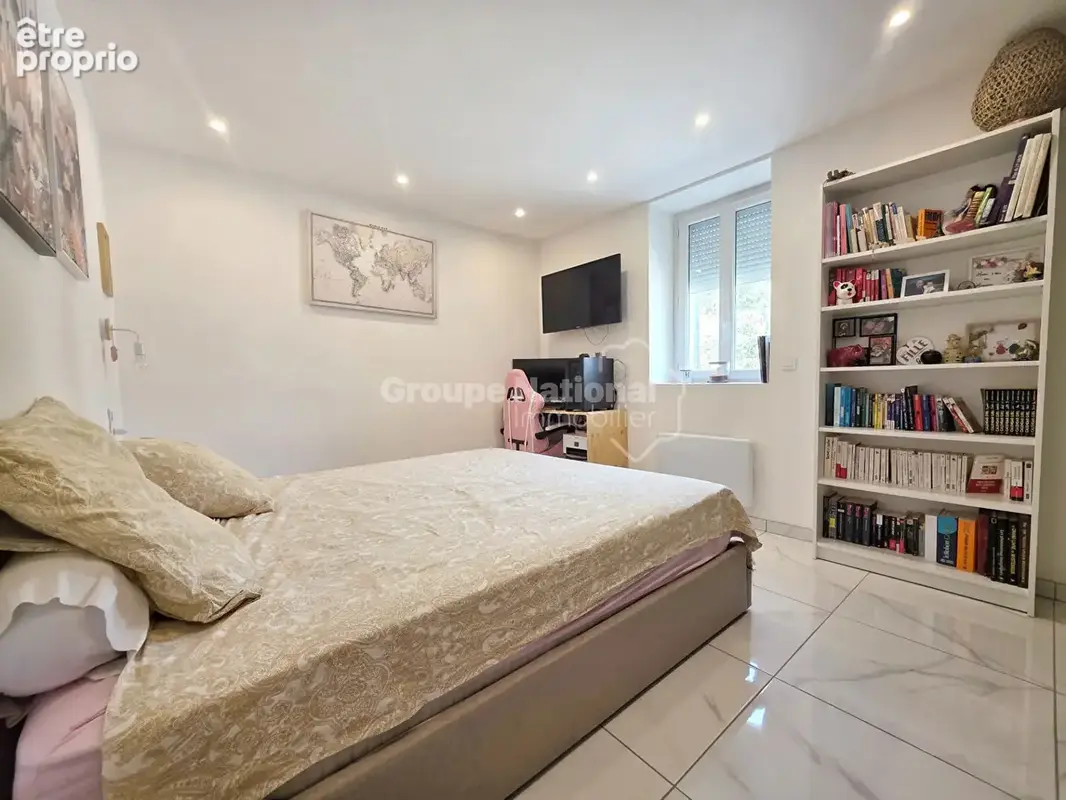 Maison de plain-pied rénovée,  80 m² , Miramas (13140) - photo 13