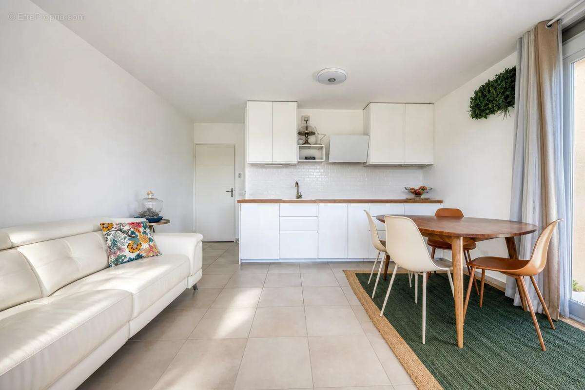 Appartement T4 moderne avec vue exceptionnelle - photo 3
